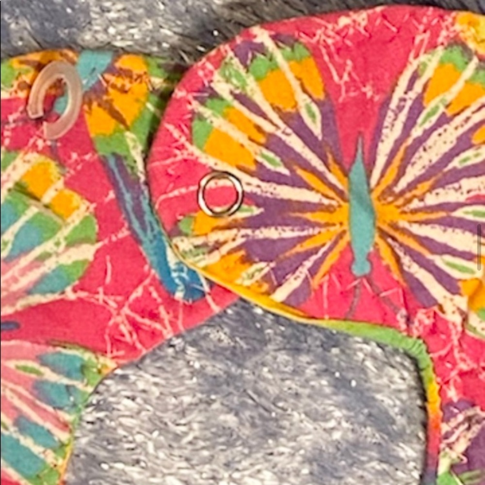 Handmade Reversible Bib - Picture 6 of 7